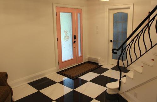 Rossmore House | Boutique Accommodation in PEC - Suite 4