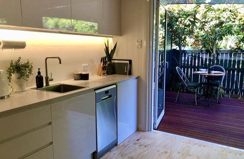 Sawtell House | Boutique Accomodation opposite Sawtell Beach