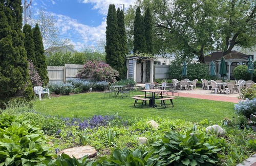 Delafield Apartment | Boutique Charm in Delafield Inviting Queen Suite Steps from It All