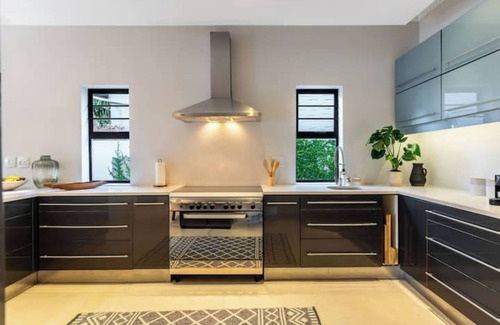 Hout Bay Villa | Boutique Coastal Retreat