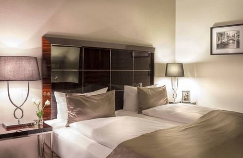Poppenbuttel Hotel | Boutique Hotel Poppenbütteler Hof