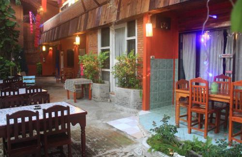 Wua Lai House | Boutique House Nipha
