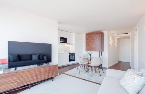 Foz do Douro Apartment | Boutique Rentals- Bliss By The Sea Apt- Ocean views in Foz Beach