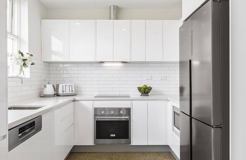 Brighton House | BOUTIQUE STAYS - Brighton By Sea