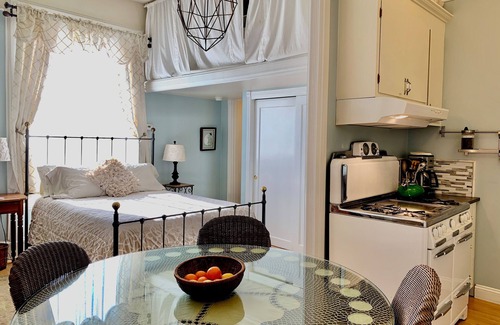 Ocean View and Fourth Street Apartment | Boutique Unit in an Elegant West Berkeley Victorian.