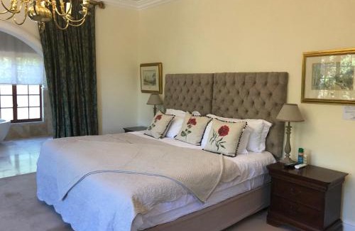 Somerset West House | Boutique Villa Guesthouse