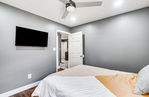 Bowling Green House | Bowling Green Duplex Rental ~ 5 Mi to Downtown!