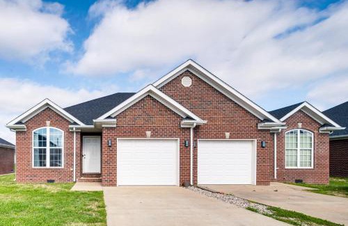 Bowling Green House | Bowling Green Duplex Rental about 5 Mi to Downtown!