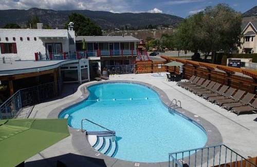 Okanagan-Similkameen Hotel | Bowmont Motel