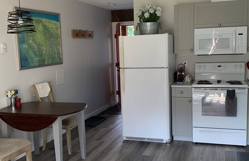 Regional District of Nanaimo House | Bowsers' Suite Dreams