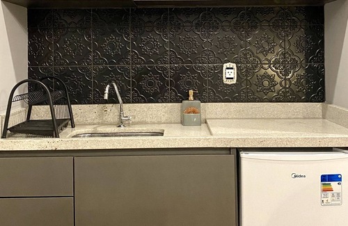 Alphaville Industrial Apartment | Industrial Flat in the heart of Alphaville, with wifi+space