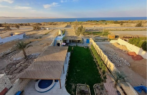 Yusuf as-Sidiq House | BR Lake View Villa - Tunis village