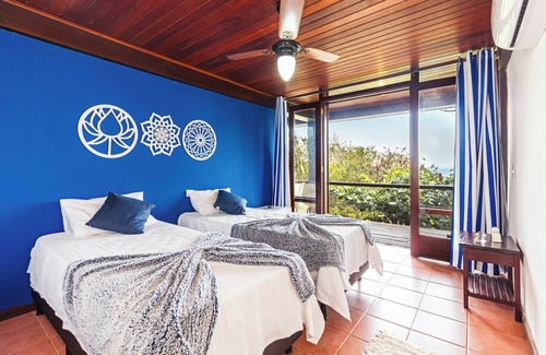 Ferradurinha Bed & Breakfast | Beautiful pousada with 6 separate rooms all with amazing Ocean Views