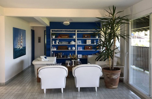 Praia de Santiago House | House in condominium closed in the Beach of Santiago, São Sebastião
