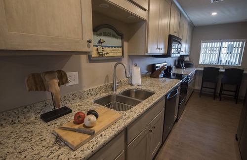 Bradenton Beach Condo | Bradenton Beach FL, Waterfront Condo, Newly Renovated, 2 bed/2 bath, 2nd Story
