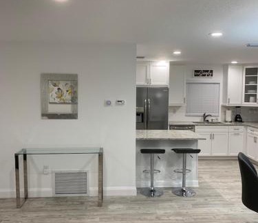 South Bradenton House | Bradenton Retreat