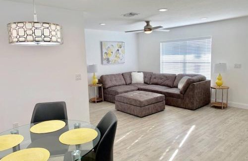 South Bradenton House | Bradenton Retreat