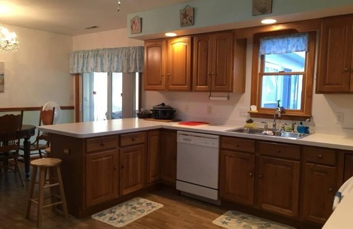 Chincoteague House | Bradford House in the heart of Downtown Chincoteague