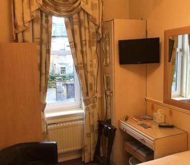Gifford House | Brae Guest House