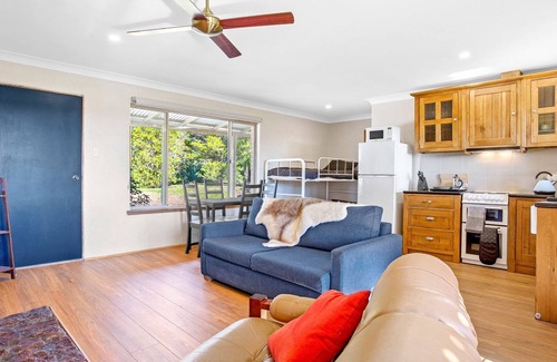 Central Tilba Cabin | Braeside Cabin Two - Alphitonia