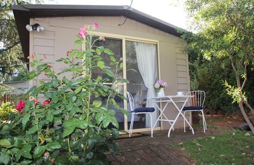 Millthorpe Apartment | Braeside Studio - Country Garden Accommodation
