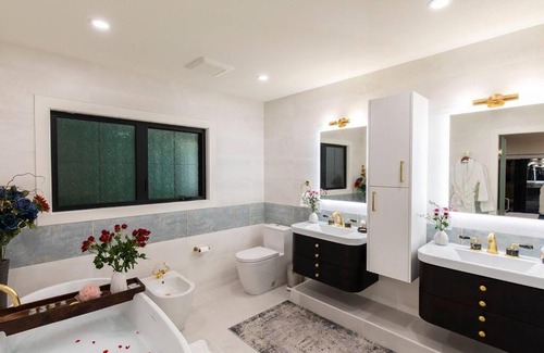 West Vancouver Villa | Braeside West Vancouver
