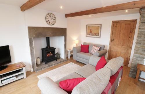 Hepworth House | Bramble Cottage