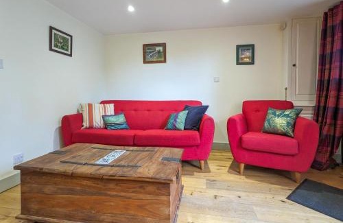 West Ilsley House | Bramblefield Cottage