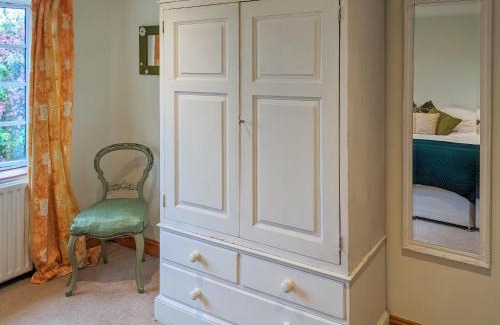 West Ilsley House | Bramblefield Cottage