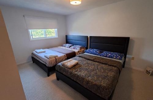 Brampton House | Brampton Special Cost Friendly Room- 24 hrs Checkin