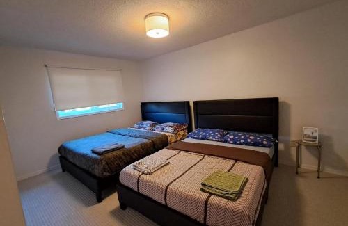 Brampton House | Brampton Special Cost Friendly Room- 24 hrs Checkin