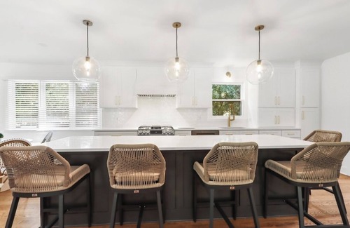 Fontana-on-Geneva Lake House | Brand new renovated home in Fontana!