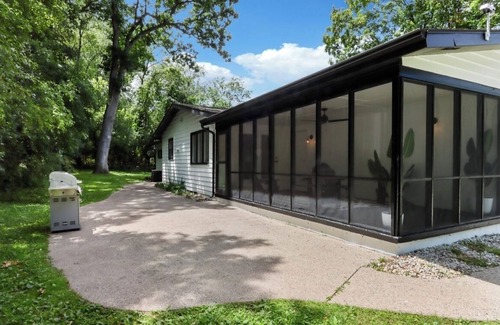 Fontana-on-Geneva Lake House | Brand new renovated home in Fontana!