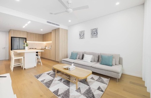 West End Apartment | Brand new 1BR Apt in Central West End