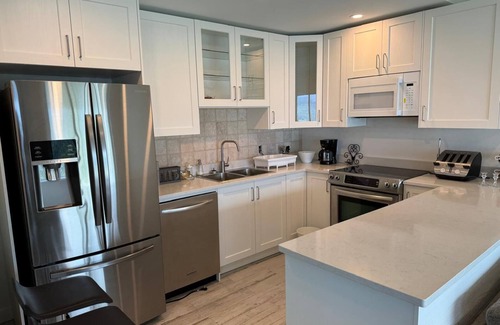 Scotch Creek House | Brand new 2 Bedrooms/Lake Veiw