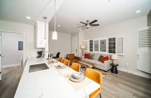 Tucson Condo | Brand new 2-bedroom condo with AC, WiFi and pool in the Catalina Foothills
