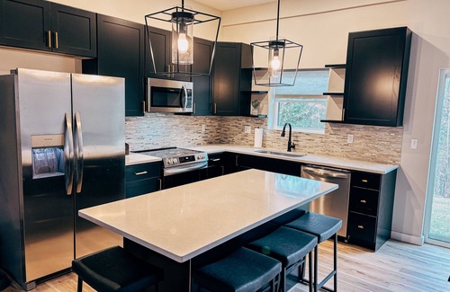 Nancy House | BRAND NEW 3 BR, 2 BA Barndominium within 1/4 mile of neighborhood boat launch!