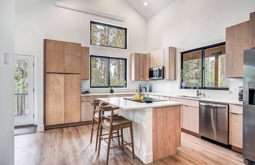Fairplay House | Brand‑New 3BR Mountain Home w/Stargazing Deck + 1‑Acre Privacy