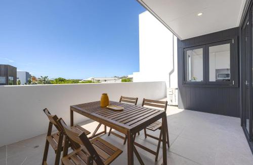 Gold Coast House | Brand New 3BR with Pool Golf nearby huge balcony