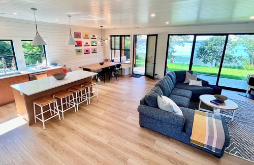 Alexandria House | Brand-new 4 bed/3 bath Lake Ida cabin with game room, bunk room and two suites