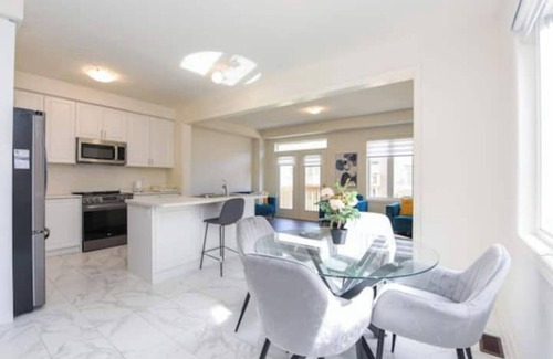 Watertown Apartment | BRAND NEW 4BR Home in Waterdown