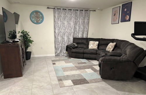 Wimauma House | Brand New 5-Bed House in riverview FL