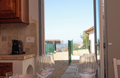 Montagnana Apartment | Brand new apartment with pool in the Tuscan countryside near Florence