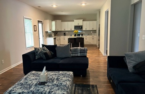 Temple House | Brand New Beautiful Modern Home!