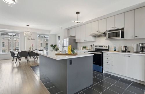Brampton House | Brand New Built Stylish & Modern Family Home