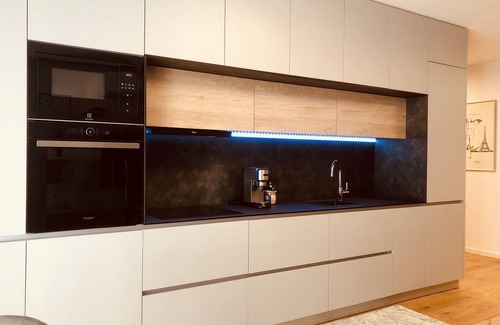Cluj-Napoca Apartment | Brand new centrally-located place, with free parking.