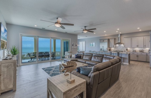 Indian Rocks Beach House | BRAND NEW CONSTRUCTION 6 BEDROOM, 4.5 BATHROOM DIRECT BEACHFRONT POOL HOME!