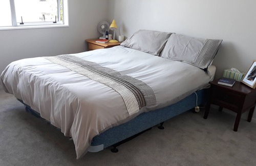 Beachlands House | Brand New Cottage by the Sea
