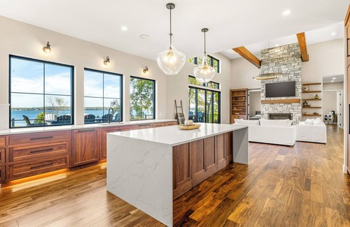 Alexandria House | Brand New Grand Home on Lake Miltona Alexandria