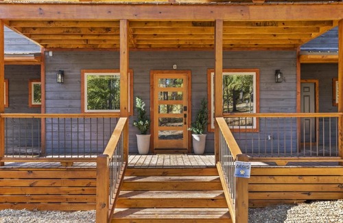 Pickens House | Brand New Hidden Haven Lodge 4 Bdrm,5 and half Bth, Huge outdoor area, Hot tub